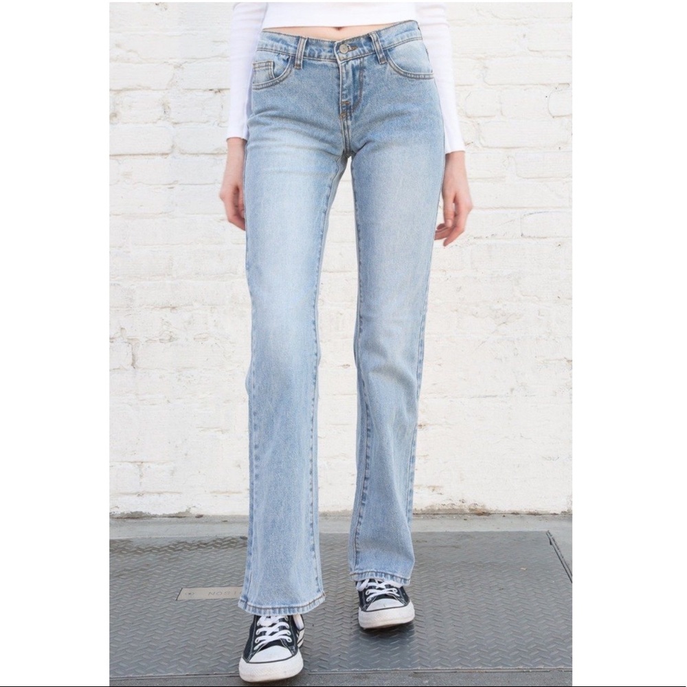 brandy melville light wash jeans